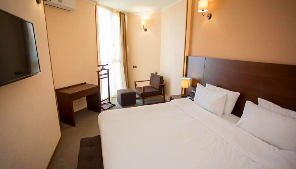 هتل کرنر این باتومی